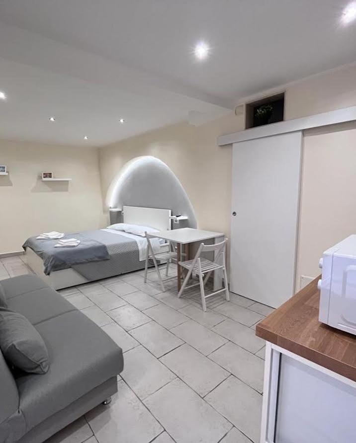 Al Rifugio Di Rosmy Apartman Bari Kültér fotó