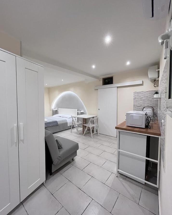 Al Rifugio Di Rosmy Apartman Bari Kültér fotó