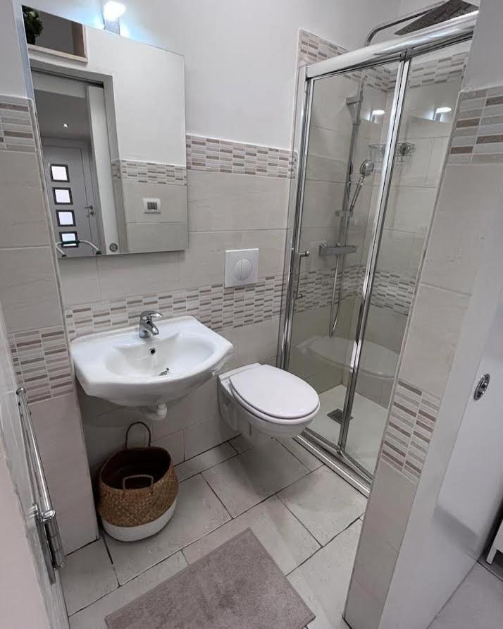 Al Rifugio Di Rosmy Apartman Bari Kültér fotó